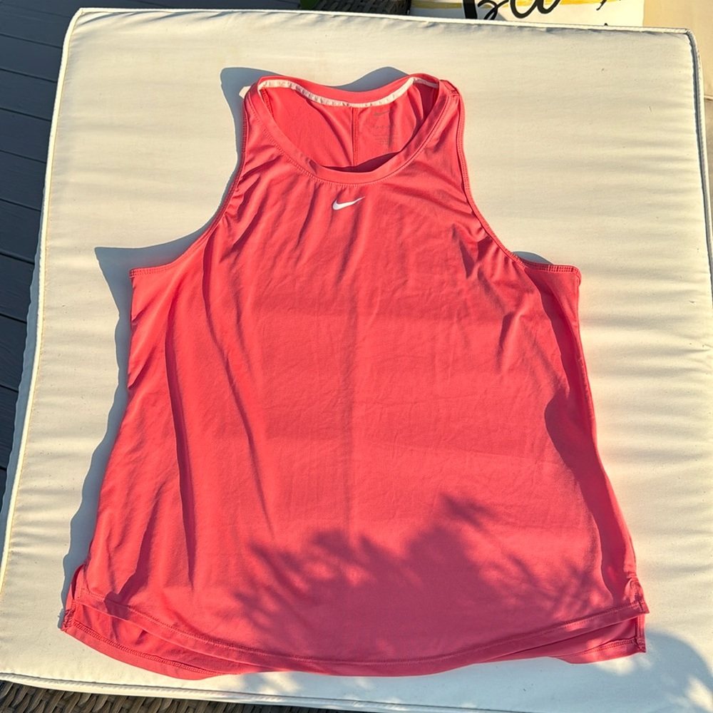 Nike dry fit tank